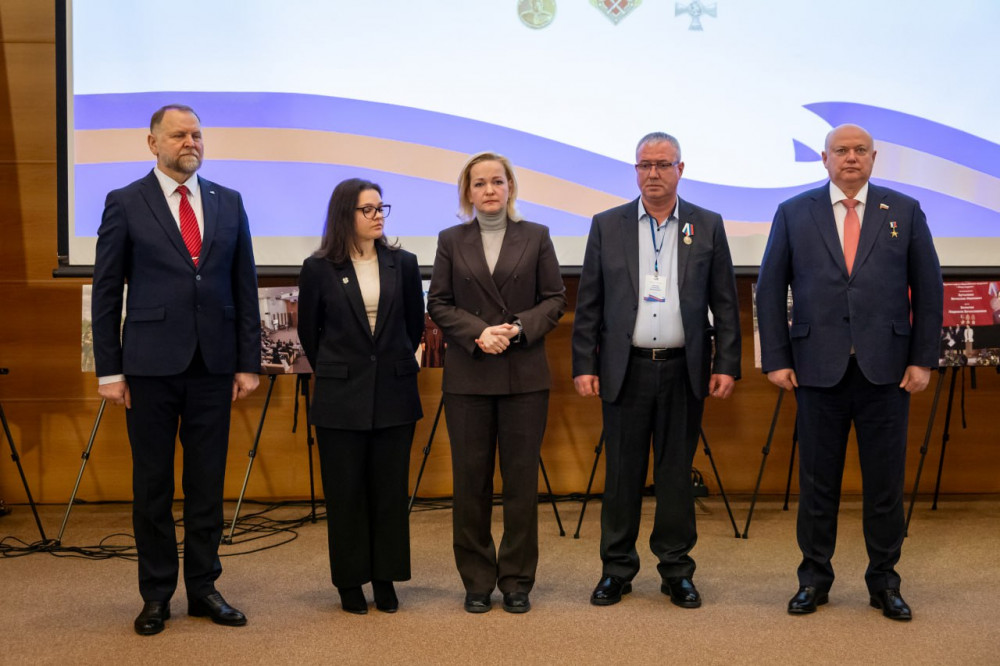 ТОРЖЕСТВЕННАЯ ЦЕРЕМОНИЯ ВРУЧЕНИЯ МЕДАЛЕЙ «ОТЕЦ СОЛДАТА» В ГОСУДАРСТВЕННОЙ ДУМЕ ФЕДЕРАЛЬНОГО СОБРАНИЯ РОССИЙСКОЙ ФЕДЕРАЦИИ ТОРЖЕСТВЕННАЯ ЦЕРЕМОНИЯ ВРУЧЕНИЯ МЕДАЛЕЙ «ОТЕЦ СОЛДАТА» В ГОСУДАРСТВЕННОЙ ДУМЕ ФЕДЕРАЛЬНОГО СОБРАНИЯ РОССИЙСКОЙ ФЕДЕРАЦИИ